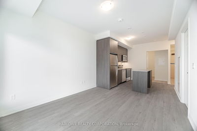 Unit 403 — 3006 William Cutmore Blvd, Oakville - Joshua Meadows image-0-4
