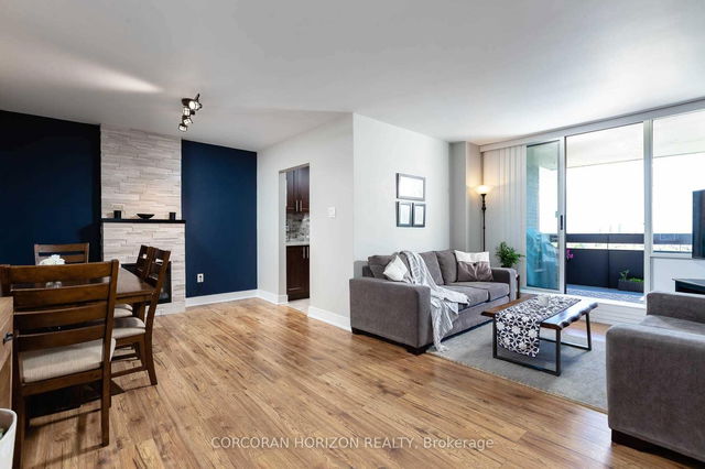 1122 - 1625 Bloor Street