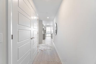 Unit 411 — 3006 William Cutmore Blvd, Oakville - Joshua Meadows