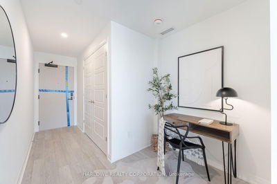 Unit 411 — 3006 William Cutmore Blvd, Oakville - Joshua Meadows image-0-1