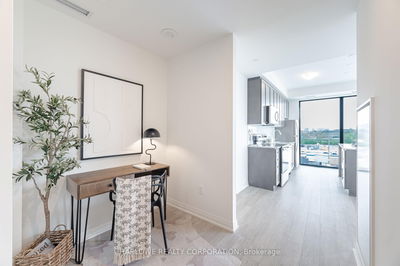 Unit 411 — 3006 William Cutmore Blvd, Oakville - Joshua Meadows image-0-2