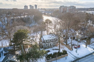 416 Trafalgar Rd, Oakville - Old Oakville image-0-2
