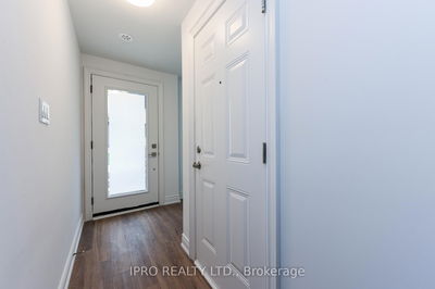Unit 135 — 35 Lunar Cres, Mississauga - Streetsville image-0-4