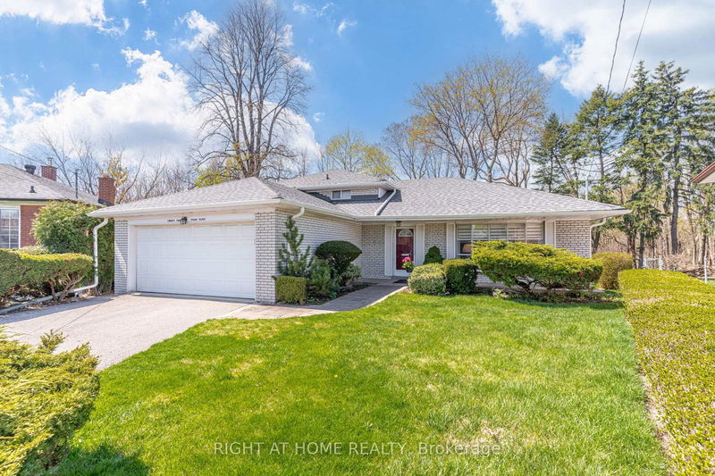 22 Pylon Pl, Toronto - Elms-Old Rexdale image-0-0