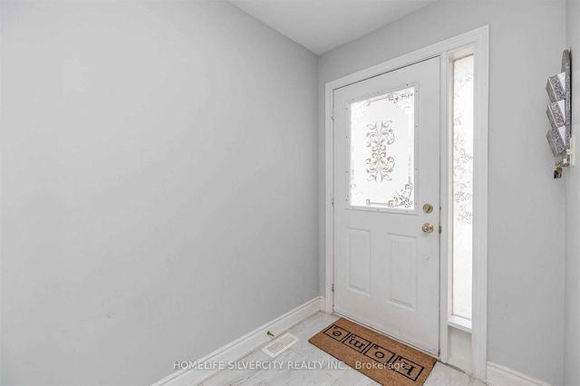 39 Summerdale Crescent