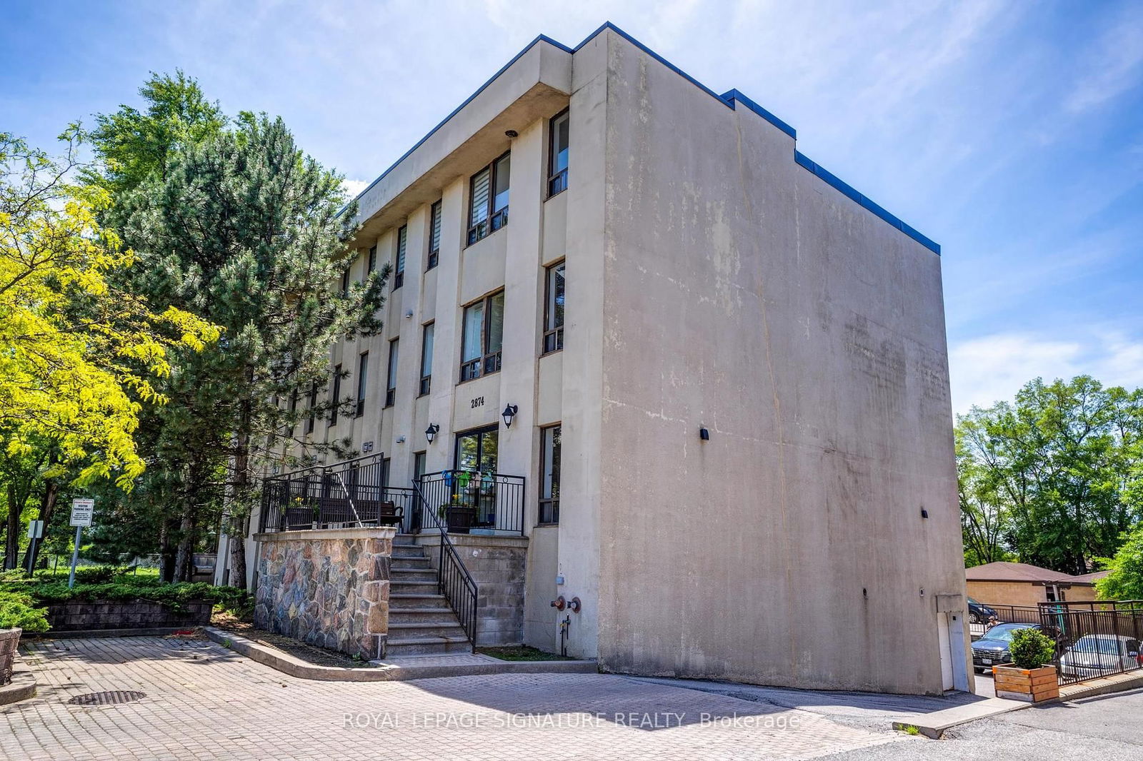 Condo for sale at 304-2874 Keele Street, Toronto, Downsview-Roding-CFB, M3M 3C4 - MLS: W12129431