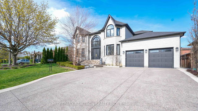 13 Bourdon Avenue