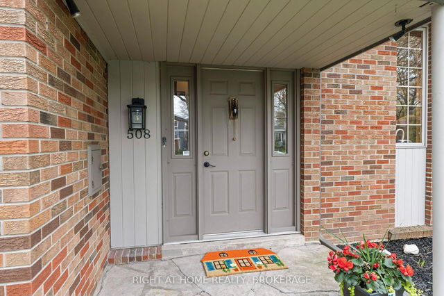 508 Kenmarr Crescent