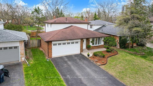 2086 Thornlea Drive