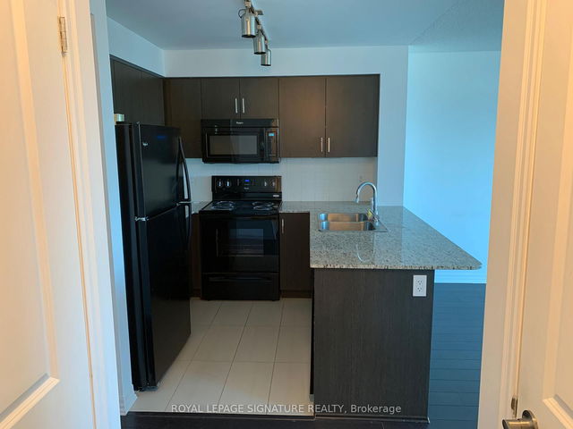 417 - 80 Esther Lorrie Drive