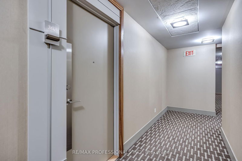 Room1