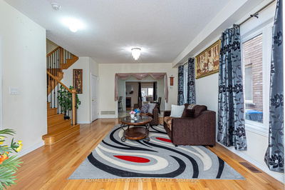 8 Washburn Rd, Brampton - Bram East image-0-2