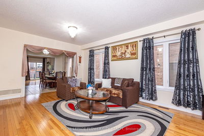 8 Washburn Rd, Brampton - Bram East image-0-3
