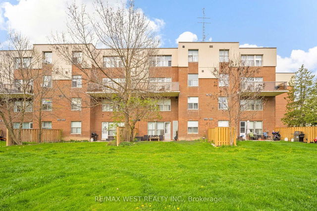 101 - 1055 A Forestwood Drive