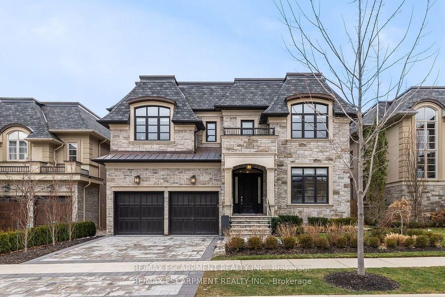 Detached House for sale at 282 Tudor Avenue, Oakville, West, L6K 2V5 - MLS: W12130419