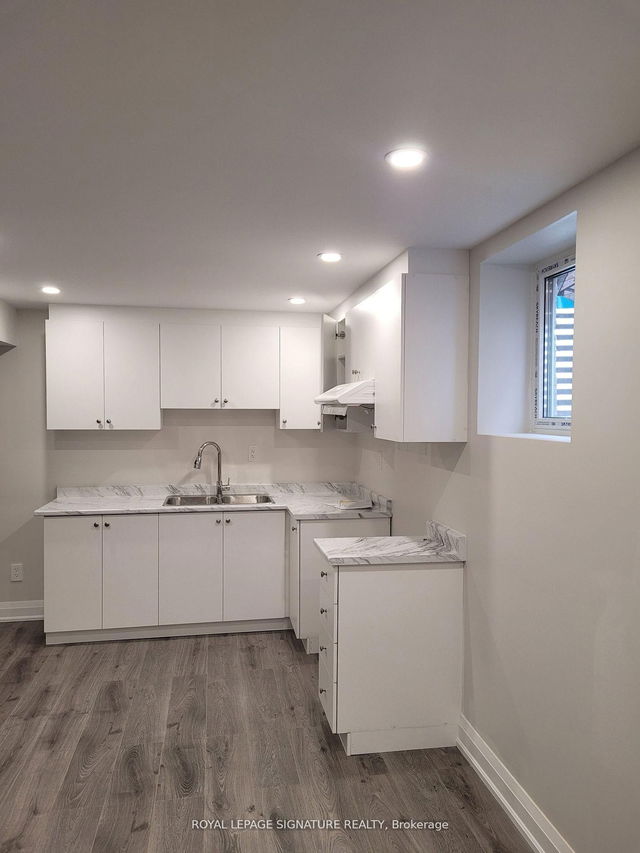 Bsmt - 5098 Churchill Meadows Boulevard