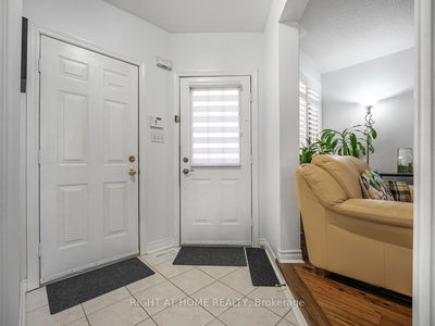 5326 Marblewood Dr, Mississauga - East Credit image-0-4