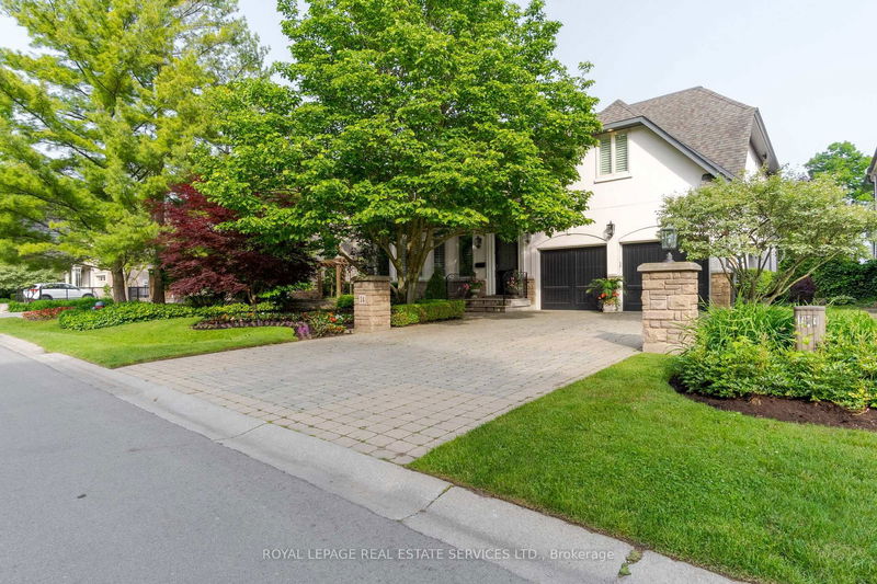 14 Holyrood Ave, Oakville - Southwest image-0-0