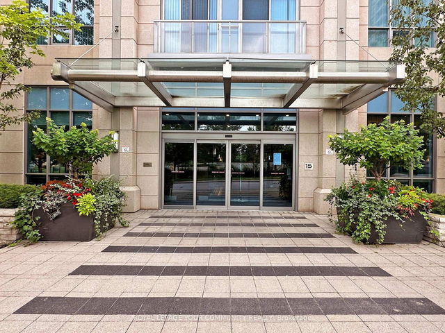 2803 - 15 Viking Lane