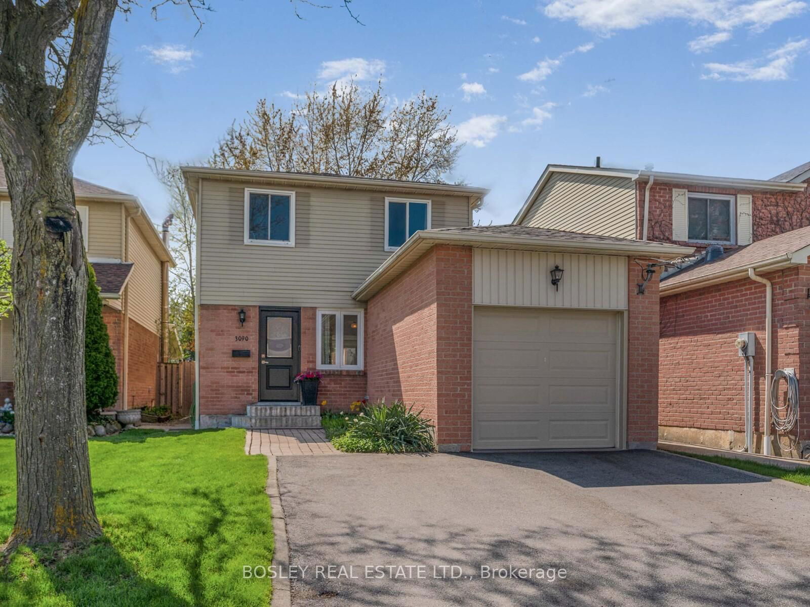 Detached House for sale at 3090 Keynes Crescent, Mississauga, Meadowvale, L5N 3A1 - MLS: W12130944