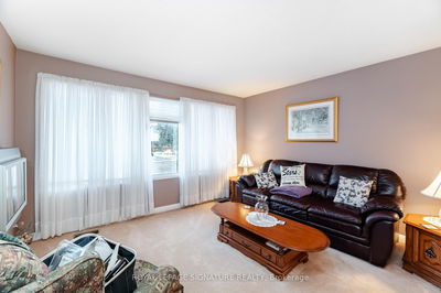 5 Sterne Ave, Brampton - Brampton East image-0-2