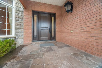 67 Saint Hubert Dr, Brampton - Vales of Castlemore North image-0-2