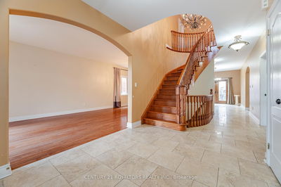 67 Saint Hubert Dr, Brampton - Vales of Castlemore North image-0-4
