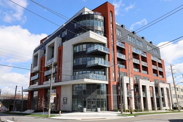 811 - 2433 Dufferin Street