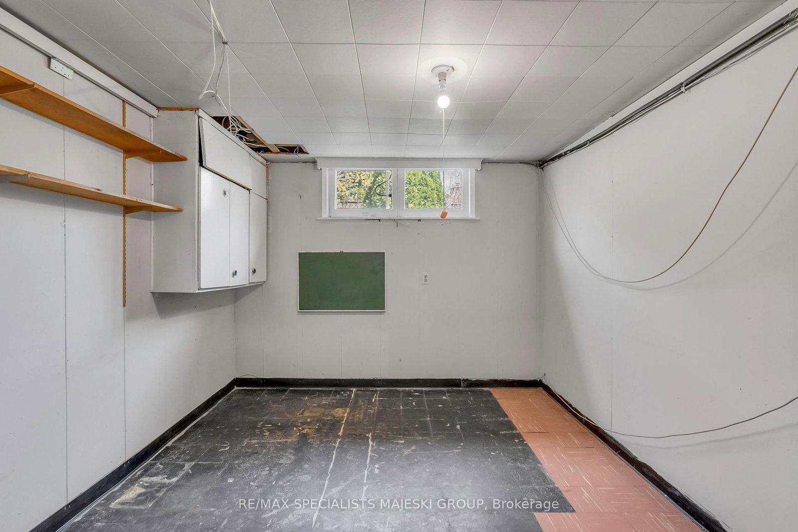 Listing Image 33