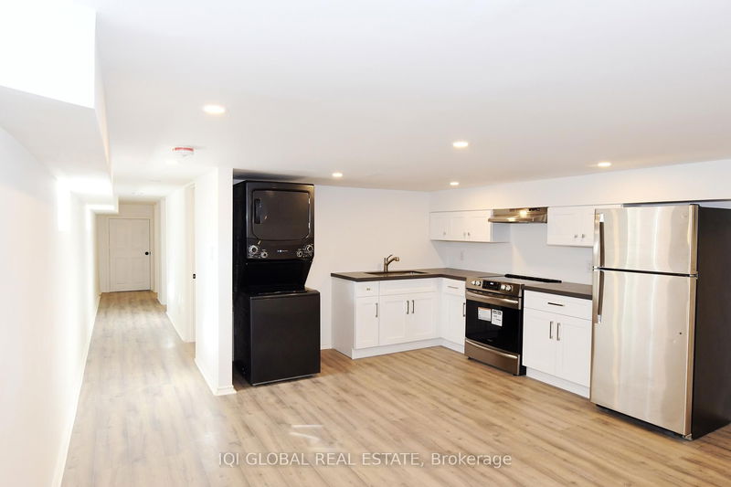 home for lease on 2-2509 Dufferin Street