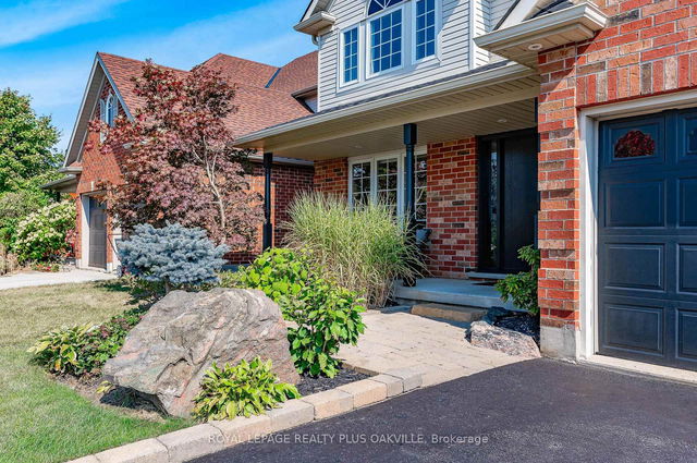 23 Dawkins Crescent