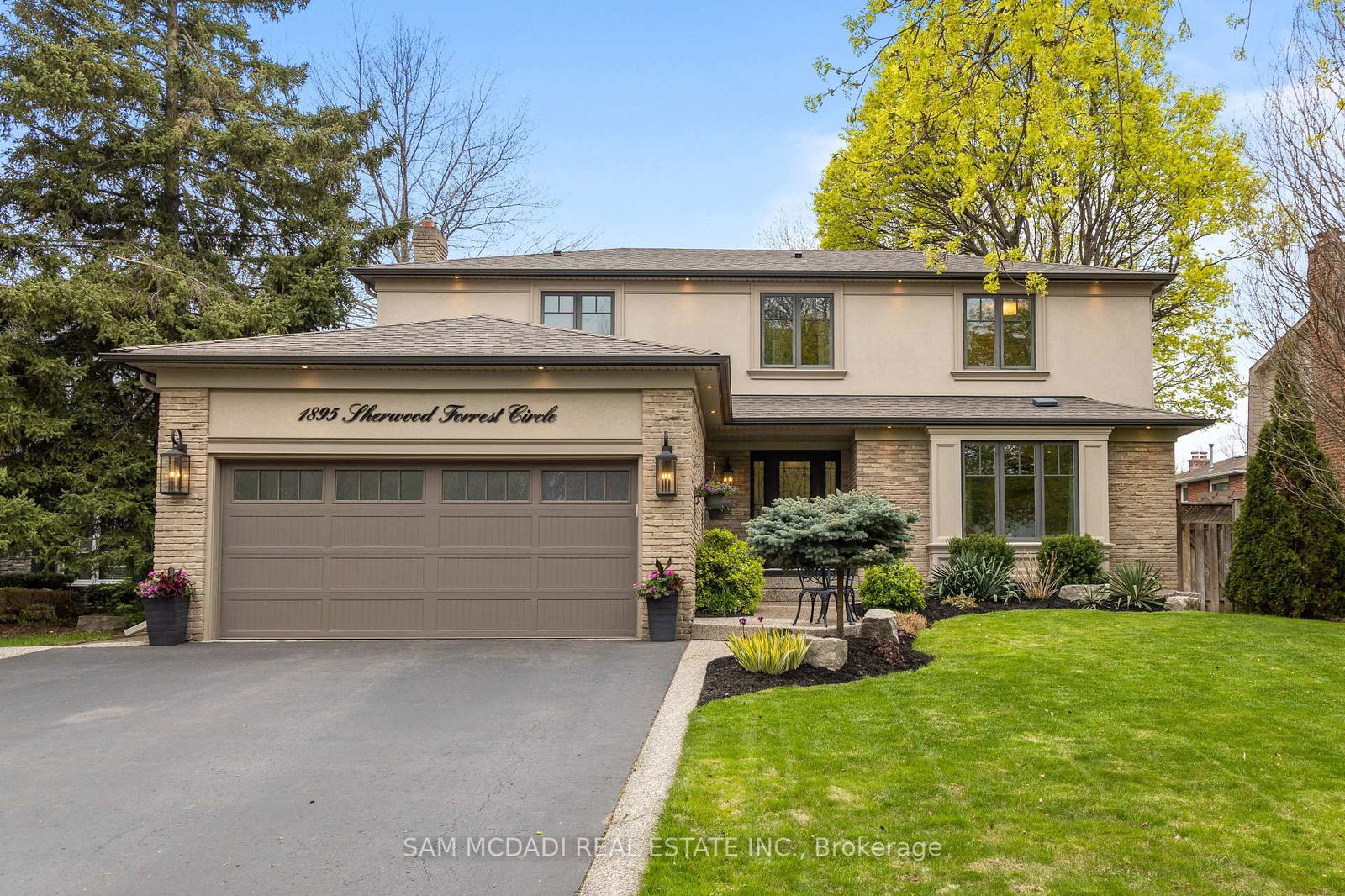 Detached House for sale at 1895 Sherwood Forrest Circle, Mississauga, Sheridan, L5K 2E6 - MLS: W12132665