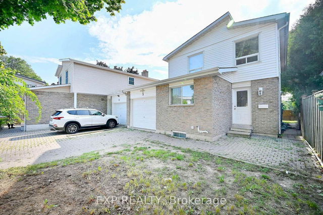 3 - 3 Moonstream Court