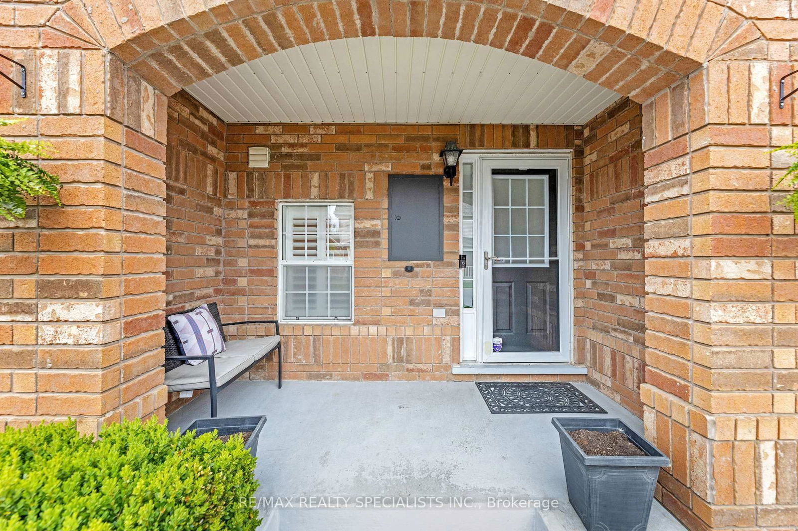 Townhouse for sale at 646 Edwards Avenue, Milton, Beaty, L9T 6B2 - MLS: W12132791