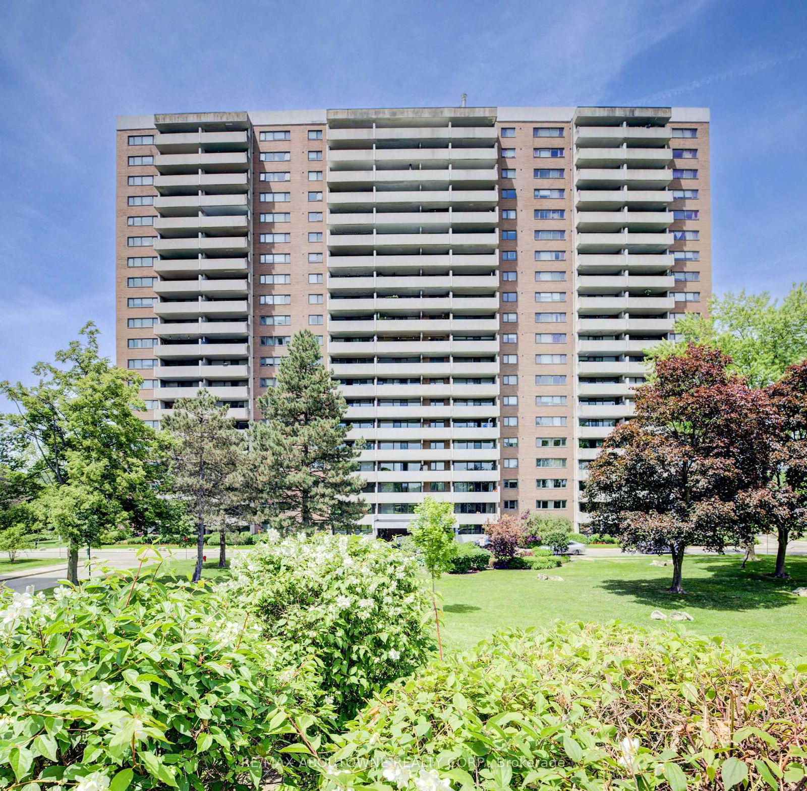 Condo for sale at 1006-260 Scarlett Road, Toronto, Rockcliffe-Smythe, M6N 4X6 - MLS: W12133088