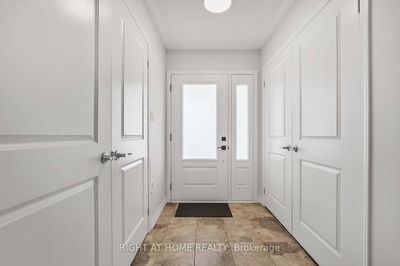 Unit 1 — 3002 Preserve Dr, Oakville - Glenorchy image-0-4
