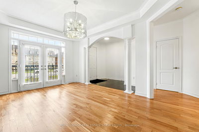 3349 Eglinton Ave, Mississauga - Churchill Meadows image-0-4