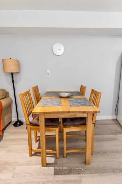Room2