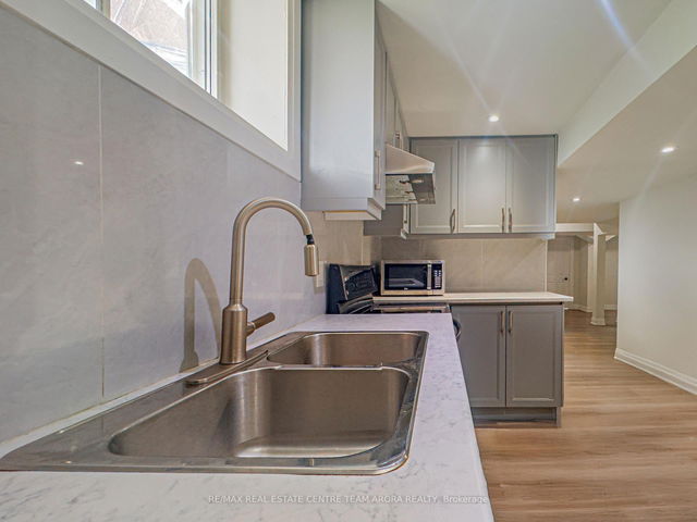 #Bsmt - 16 Beresford Crescent