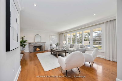 16 Aylesbury Rd, Toronto - Princess-Rosethorn image-0-2