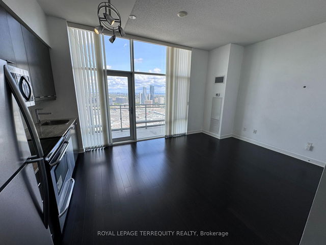 3201 - 360 Square One Drive