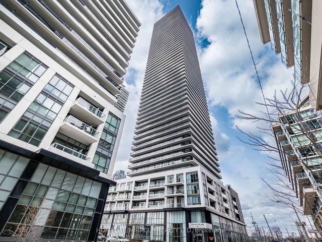 1001 - 70 Annie Craig Drive