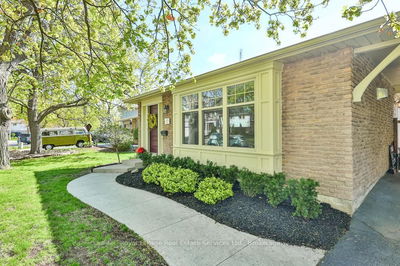502 Bohemia Cres, Oakville - Old Oakville image-0-3