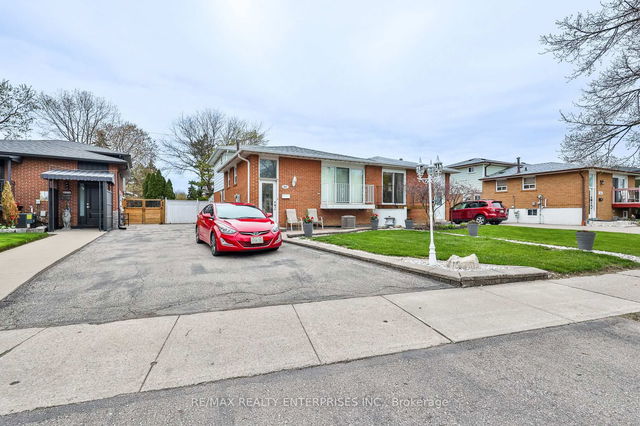 2167 Stir Crescent