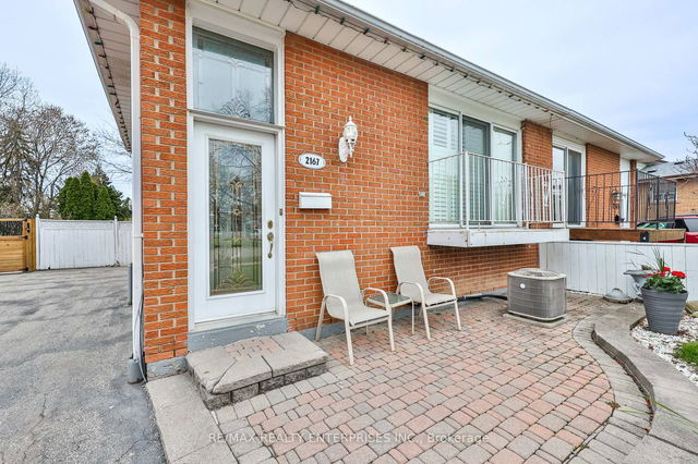 2167 Stir Crescent