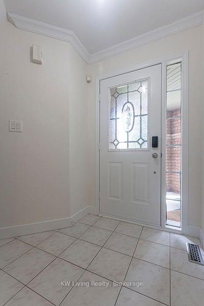 2194 Pell Cres, Oakville - Westmount image-0-3