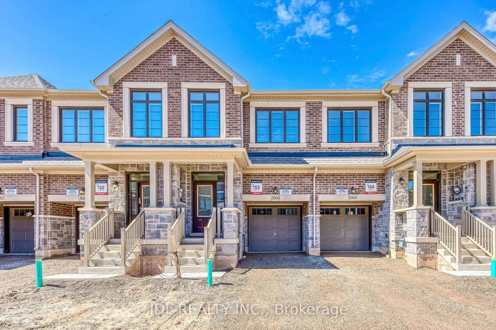 Townhouse for lease at 3066 Robert Lamb Boulevard, Oakville, Joshua Meadows, L6H 7H5 - MLS: W12134251