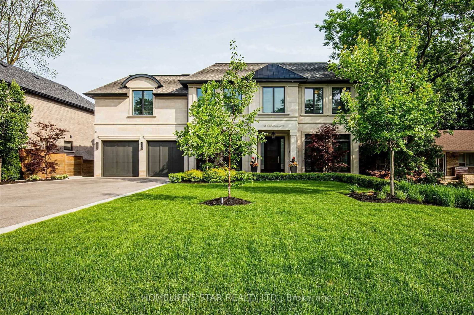 Detached House for sale at 25 YORKLEIGH Avenue, Toronto, Humber Heights, M9P 1Y3 - MLS: W12134350
