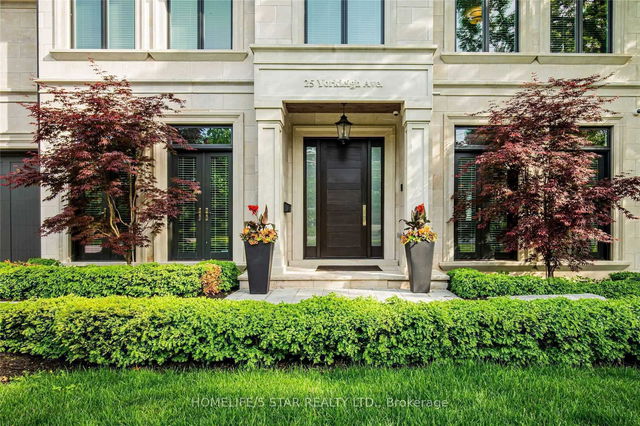 25 YORKLEIGH Avenue