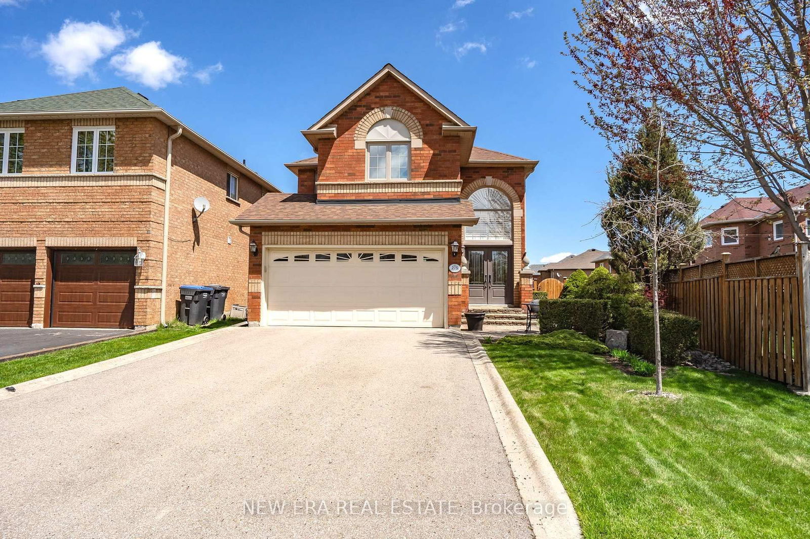 Detached House for sale at 275 Cresthaven Road, Brampton, Snelgrove, L7A 1J4 - MLS: W12134365